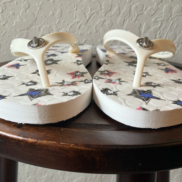 Coach: Abigail (A01821) Star Sandals/Flip Flops- Silver Tone- 7-8 - Picture 8 of 16